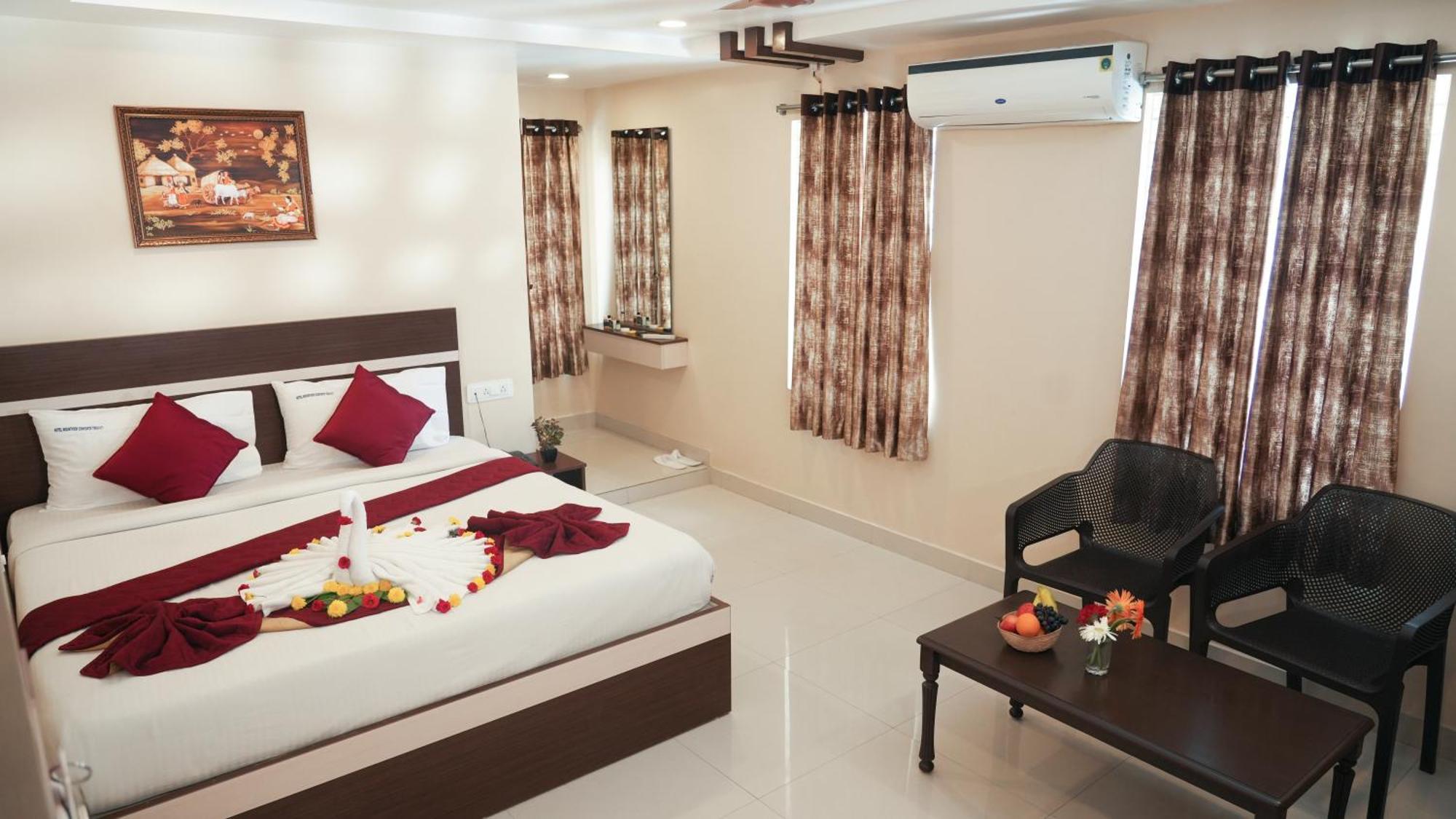 Hotel Mountview Comforts Tirupati Kültér fotó