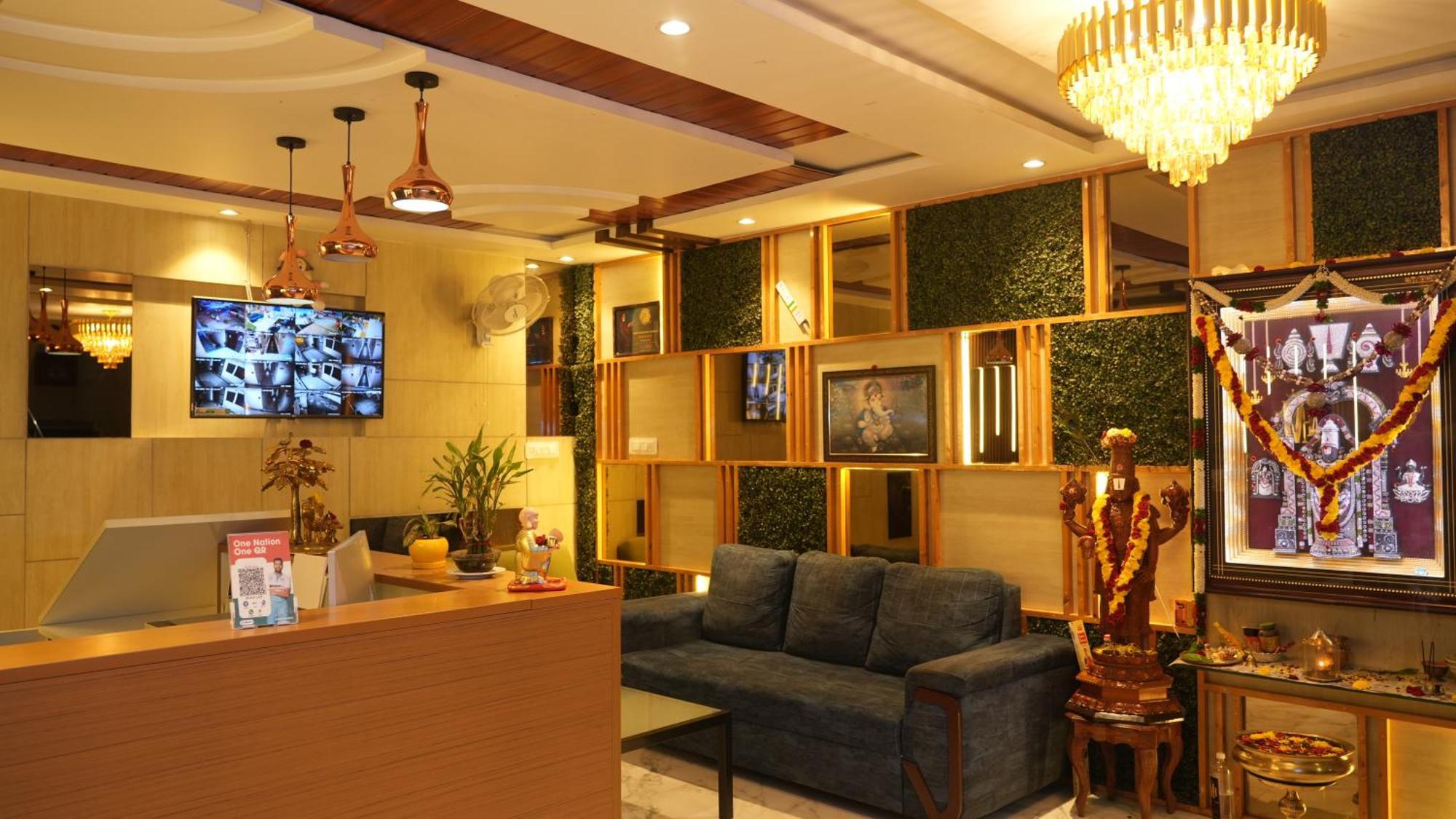 Hotel Mountview Comforts Tirupati Kültér fotó